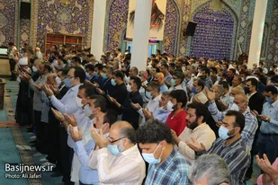 نماز عید فطر در جزیره خارگ به امامت حجت الاسلام والمسلمین کمالی اقامه شد