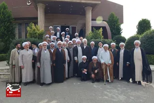 نشست صميمي وابستگان و پیشکسوتان حوزه نمايندگي ولي فقيه در سپاه کربلا