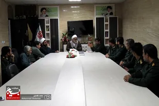 دیدار با امام جمعه کنگان به مناسبت هفته عقیدتی/ تشریح برنامه&zwnj;های ویژه بزرگداشت هفته عقیدتی سیاسی در کنگان