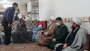 پاسداران به عنوان هم&zwnj;پیمانان شهدا با تمام توان، پرچمدار رسالت شهدا هستند
