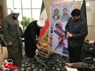 &nbsp;تیم های ورزشی مدارس علمیه حریفان خود را شناختند.&nbsp;