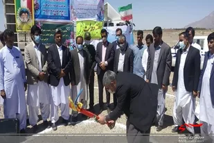 یک واحد مرغداری صنعتی و پرورش شتر مرغ در مهرستان به بهره&zwnj;برداری رسید