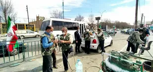 غبارروبی و گلباران شهدای مدفون در امامزاده سید جعفرمحمد (ع)