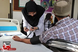 ارائه خدمات جهادی درمانی جهادگران دانشگاه علوم پزشکی بیرجند به اهالی بخش ماژان