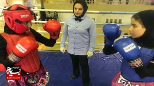ضربه اول به رینگ کرمان؛ نبرد بانوان آغاز شد