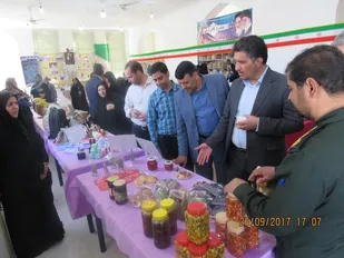 افتتاح نمایشگاه محصولات اقتصاد مقاومتی در مهدی&zwnj;آباد رستاق