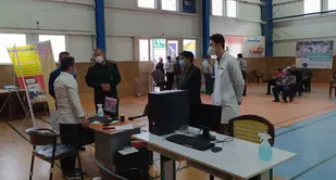 سرکشی فرمانده سپاه شاهرود از مرکز واکسیناسیون بسیج جامعه پزشکی+ تصاویر