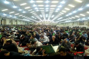 مراسم احیای شب ٢٣ ماه رمضان در نهاوند