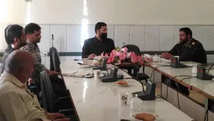 نشستی با موضوع امور سازندگی و اردو&zwnj;های جهادی در اشکذر برگزار شد