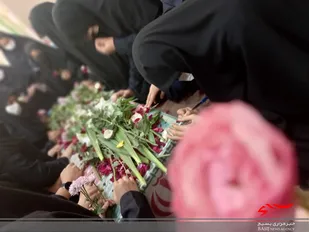 دانش آموزان کرجی میزبان شهید گمنام شدند
