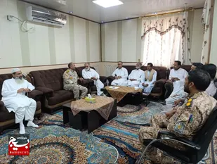 گفت&zwnj;وگوی صمیمی فرمانده سپاه سراوان با سرطایفه رئیسی درباره مسائل فرهنگی اجتماعی و امنیتی منطقه