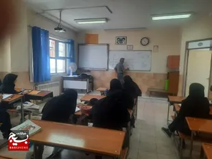 جهادگران بسیج دانش آموزی کوثر شاهرود در خط مقدم آموزش دانش آموزان مستعد