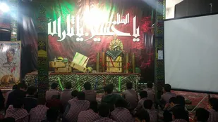 راه برون رفت از مشکلات فرهنگی زنده نگهداشتن فرهنگ ایثار و شهادت است