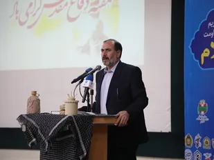 فرزندان انقلاب ابهت استکبار جهانی را درهم شکستند