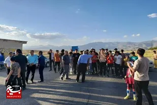 ۵۰ دونده در روستای نقده تویسرکان به یاد شهدای خدمت دویدند