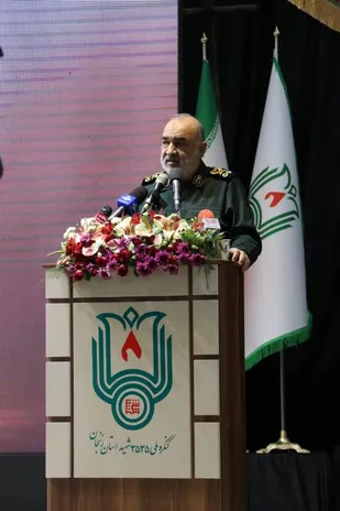 امروز به برکت وجود رهبر فرزانه انقلاب میدان جهاد از جوانان پرشور مملو گشته است