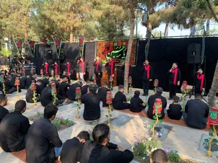 عزاداری نوگلان حسینی شهرک لاله در جوار شهدای گمنام