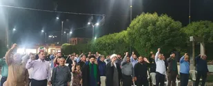 ازمیدان شهدای۲۱دی لالی تاجبهه مقاومت