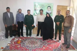دیدار با خانواده شهدای باباحیدر