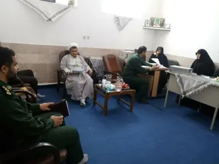 تبیین سخنان امام خامنه ای و مطالبه گری مهمترین وظایف بسیجیان می باشد