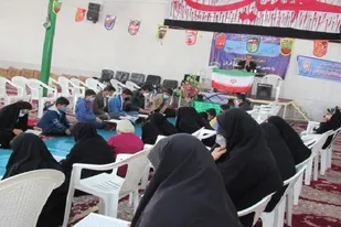 کاروان قرآنی انقلاب در بخش مرکزی جهرم به اجرای برنامه پرداخت