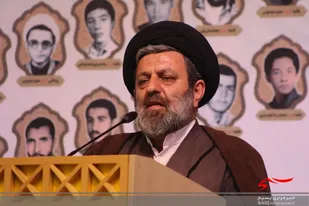 تبیین اندیشه حکومت اسلامی از اهداف روحانیت است/یاریگر انقلاب در جهاد تبیین باشیم