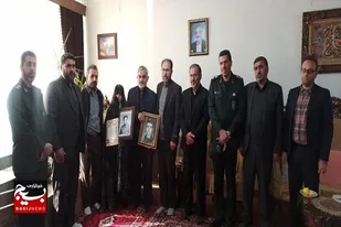 دیدار جمعی از مسئولین بهار با خانواده معظم شهدا در روستای گنج&zwnj;تپه
