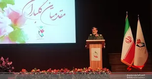 رسالت مدیریت بنیاد شهید امروز به دست فرزند شهید سپرده شد

&nbsp;