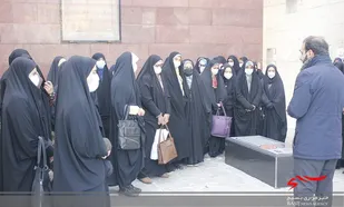 بازدید دانشجویان وکارمندان اراکی از مرکز فرهنگی موزه دفاع مقدس استان مرکزی