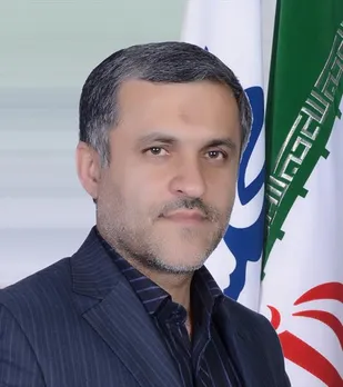 رسانه ها حقوق ناحق مسئولان را افشا کنند