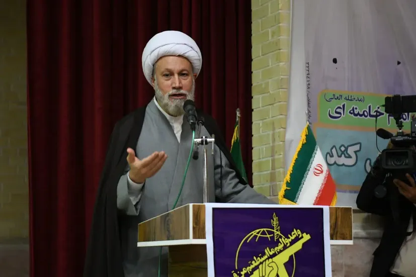 «نماز»، قطب‌نمای هدایت و سنگرِ تربیتِ نسلِ تمدن‌ساز/ نهادینه‌سازیِ فرهنگِ نماز، رسالتِ همگانیِ دستگاه‌های فرهنگی است