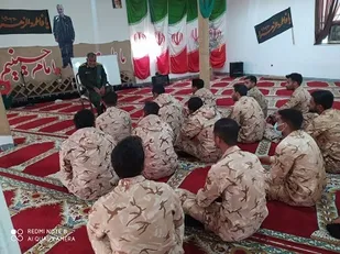نشست صمیمی فرمانده سپاه ناحیه رودان با سربازان وظیفه