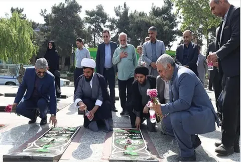 یاد شقایق های قیام 5 آذر گرگان و هنرمندان فقید در طلیعه هفته هنر انقلاب اسلامی