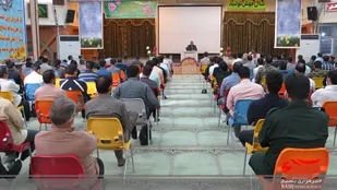 تفکر وابستگی به غرب باید ریشه کن شود