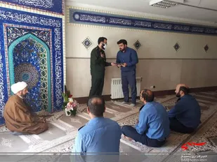 دیدار فرمانده بسیج ادارات و کارخانجات سپاه ناحیه همدان با آتش&zwnj;نشانان