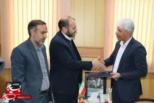 دیدار معاون روابط عمومی سازمان بسیج مستضعفین با مدیرکل صدا و سیمای مرکز خلیج فارس