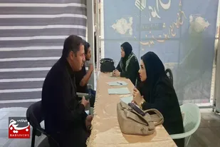 برگزاری میز خدمت حقوق یاران در نماز جمعه همدان