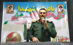 شهدا با ریختن خونشان درخت تنومند انقلاب را پایدار کردند