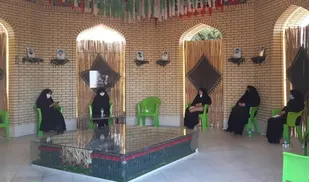 نام بانوان ایثارگر و شهیده به فراموشی سپرده شده/ زنان دفاع مقدس، آیینه تمام نمای ایثار و مقاومت هستند