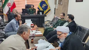 برگزاری میز خدمت با حضور مسئولان در سپاه ناحیه آستارا