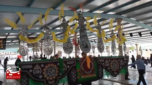 عزاداری ظهر عاشورا در امیدیه؛ تجلی عزت و وفاداری به امام حسین (ع)