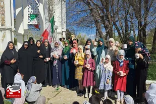 اجتماع بزرگ دختران صالح آبادی به مناسبت گرامیداشت روز دختر