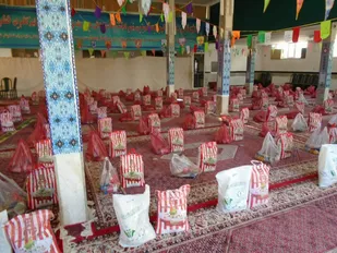 توزیع ۵۰۰بسته معیشتی به مناسبت نیمه شعبان در شهرستان سلطانیه