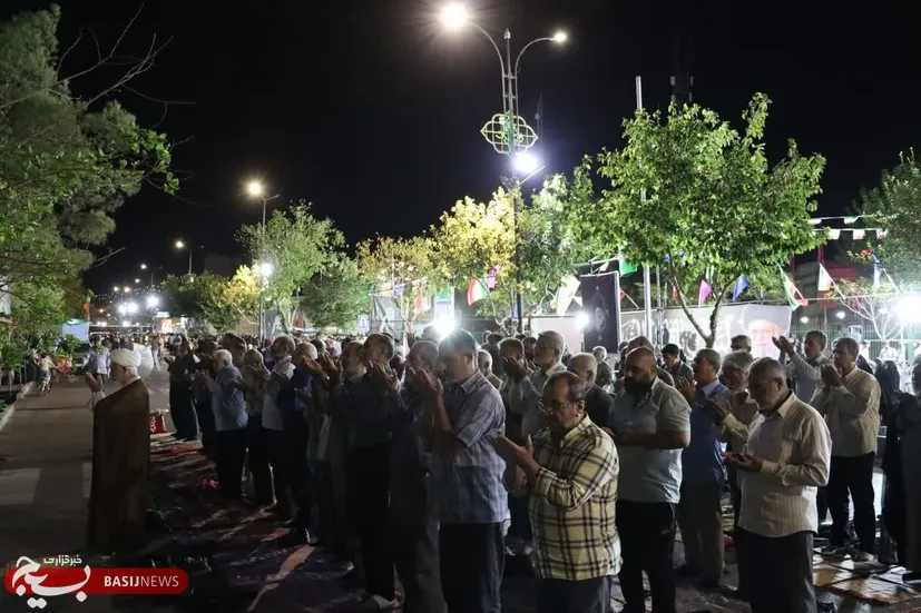 🇮🇷 صد و نود و پنجمین شب از اجتماعات مردمی «شب‌های اقتدار» با حضور مردم شهرستان سمنان در معراج‌الشهدای میدان سعدی برگزار شد