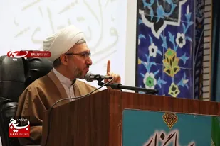 شهید سلیمانی یک مکتب زنده است