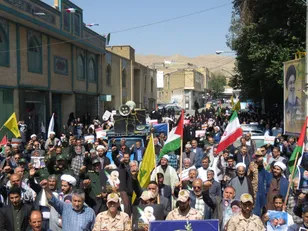 مردم انقلابی فریدن درراهپیمایی باشکوه خشم و انزجار خود از رژیم خونخوار اسرائیل را به نمایش گذاشتند