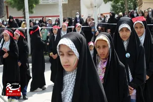 اجرای سرود سلام فرمانده هم&zwnj;زمان با نیمه شعبان در بجستان