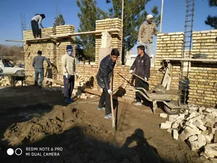 آغاز به کار ساخت و ساز بخش دیالیز بیمارستان مروست توسط بسیجیان این شهر
