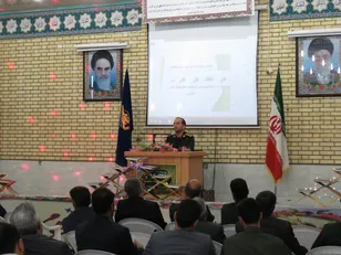 محفل انس و مودت فرماندهان پایگاه‌های بسیج و مسئولین کانون های قشری بسیج فریدن با حضور معاون هماهنگ کننده سپاه حضرت صاحب الزمان (عج) برگزار شد