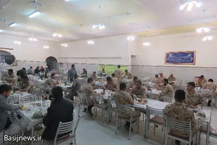 ضیافت افطاری در تیپ انصار الحسین (ع) همدان